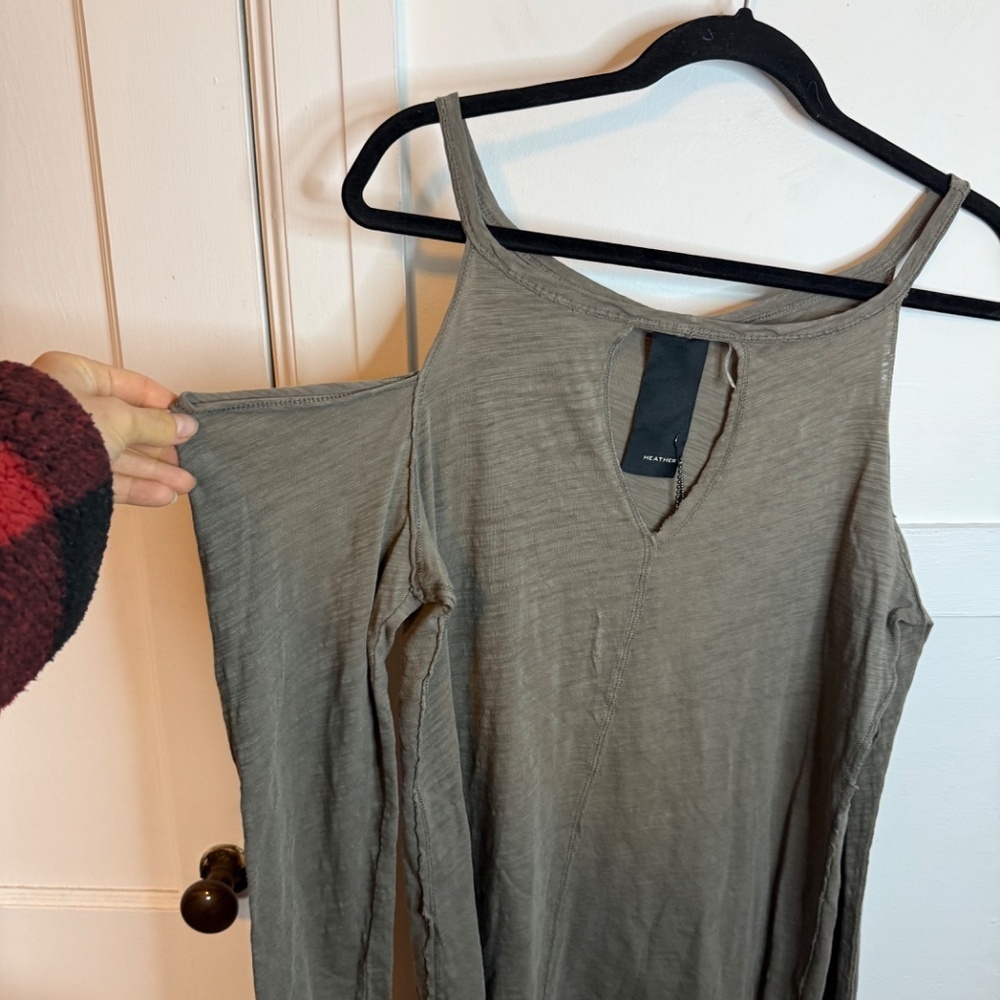 Nwt Heather by Bordeaux Basil Green Cold Shoulder Long Sleeve Top - Picture 5 of 5